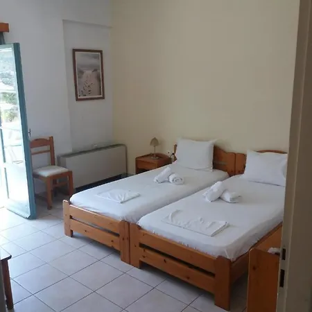 Hotel Elena *